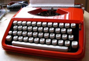 TypeWriter Logo